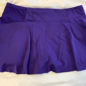 🎾 Athleta Tennis Skirt | Purple | Size XL
Excellent condition smoke-fr…